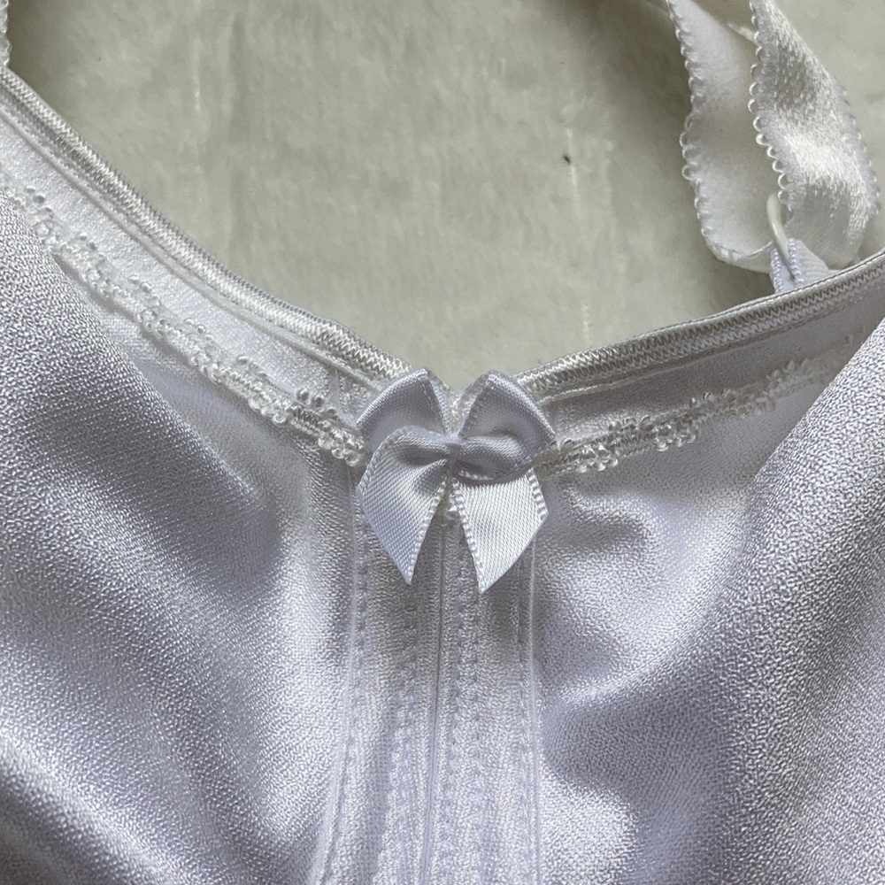 Amoena Rita Soft Cup Bra. - Picture 7 of 12